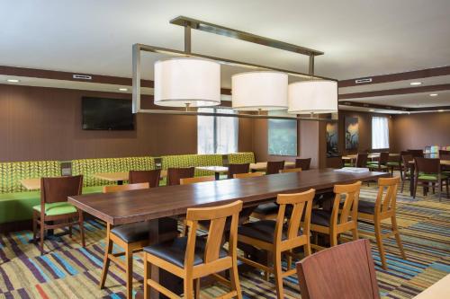 Fairfield Inn by Marriott Manchester-Boston Regional Airport