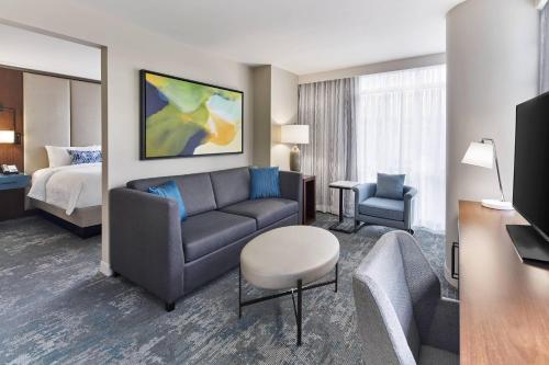 Residence Inn by Marriott Washington Downtown/Convention Center - image 7