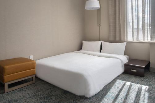 TownePlace Suites by Marriott New York Brooklyn - image 9