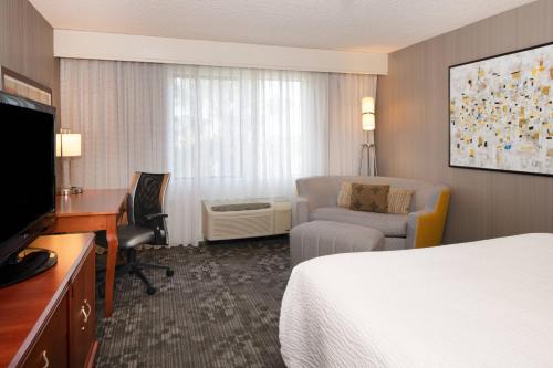 Courtyard by Marriott Newark Silicon Valley