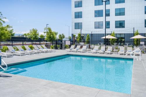 Courtyard by Marriott Newark Silicon Valley