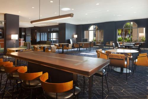 Courtyard by Marriott Newark Silicon Valley - main image