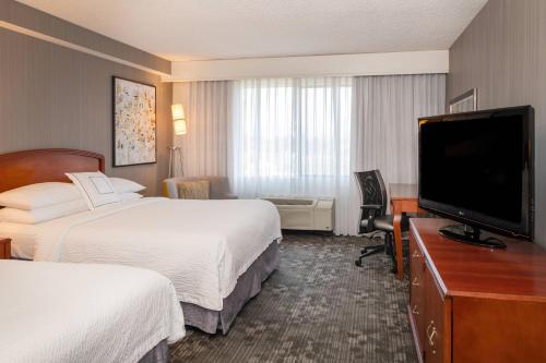 Courtyard by Marriott Newark Silicon Valley