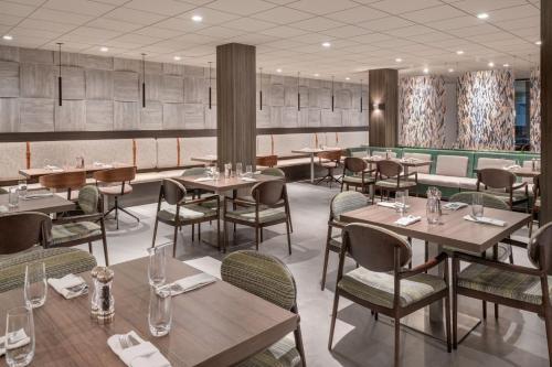 Four Points by Sheraton Spartanburg - image 10