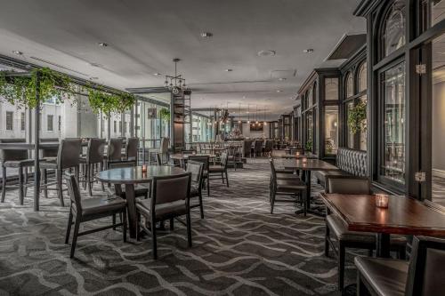 ผับ/เลาจน์, Delta Hotels Montreal in มอนทรีออล (QC)