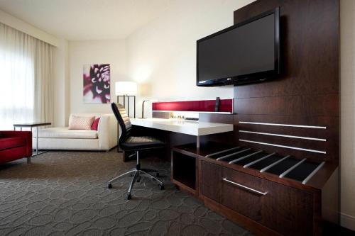 Delta Hotels Montreal - image 4