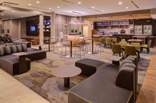 Courtyard by Marriott St Louis Chesterfield - Hotel