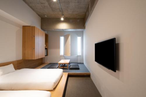 TSUGU Kyoto Sanjo by THE SHARE HOTELS