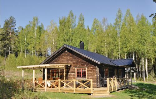 Cozy Home In Lngserud With Jacuzzi