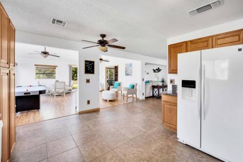 Centrally located Spacious Vacation Hom 13 m strip, Las Vegas (photo 9)