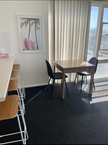 Facilities, Eloura Gardens 100m to Beach in Cronulla