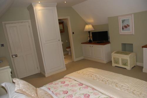 Springdale Guest House - image 10