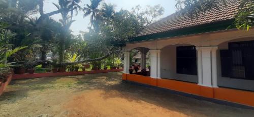 Kallupurackal Heritage Island Home By Lexstays