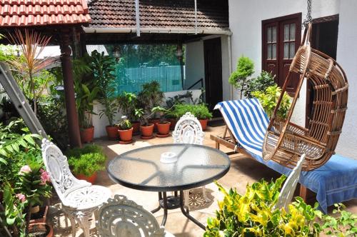 Reds Residency - Homestay