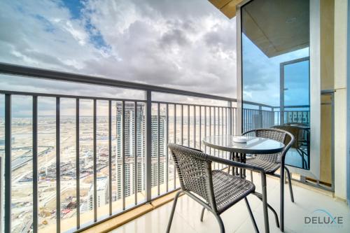 Elegant 1BR at Harbour Views Tower 1 by Deluxe Holiday Homes, Дубай (фото 5)