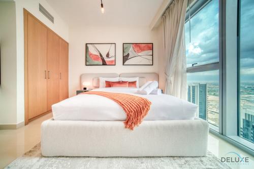 Elegant 1BR at Harbour Views Tower 1 by Deluxe Holiday Homes, Дубай (фото 4)