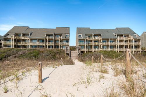 Beechouse in Caswell Beach, USA