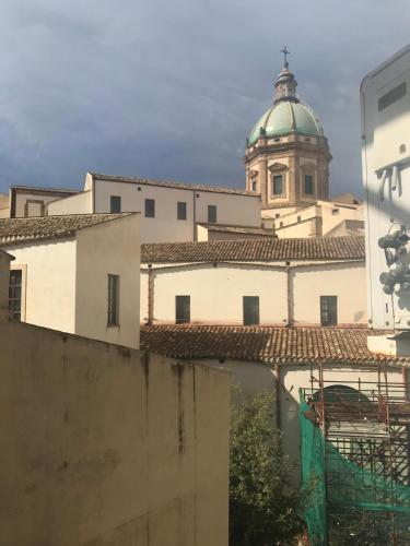 Ballarò Holiday 2