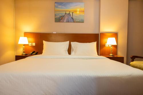 Three 888 Hotel, Dubaj (zdjęcie 8)
