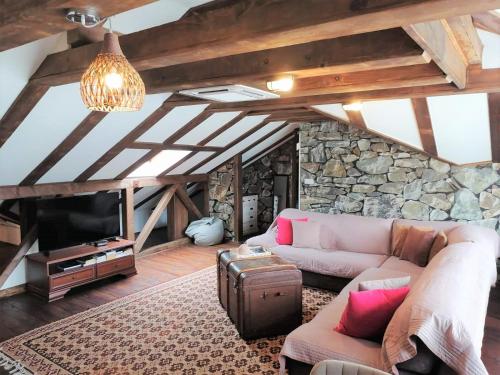 Apartments Villa Kukoljac in Topla