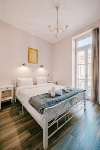 Deluxe Double Room with Balcony 1st Floor image 4