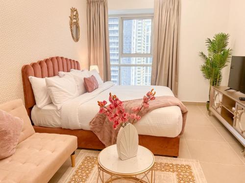 Cosmos Living Cozy Studio Near Dubai Marina - image 13