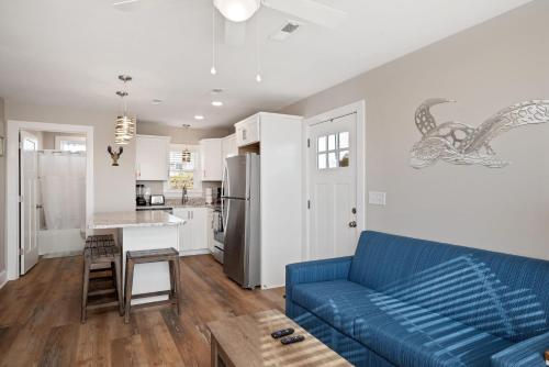 Coastal Cottage Up in Oak Island, USA