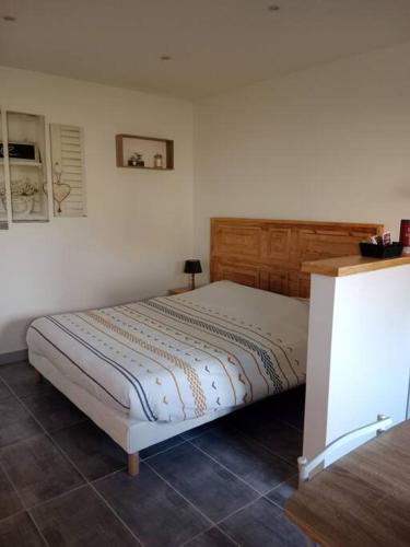 studio zen, détente et relaxation (studio zen, detente et relaxation) in Verdelot