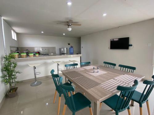 المرافق, Tumbes Zorritos Bocapan Casa con piscina 3 dormitorios in Bocapán