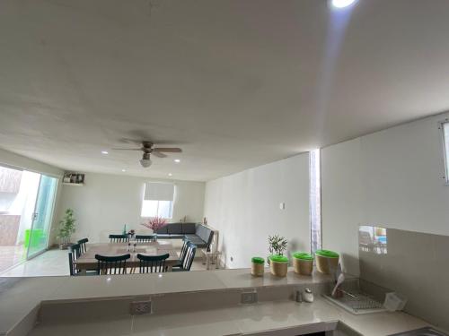 المرافق, Tumbes Zorritos Bocapan Casa con piscina 3 dormitorios in Bocapán