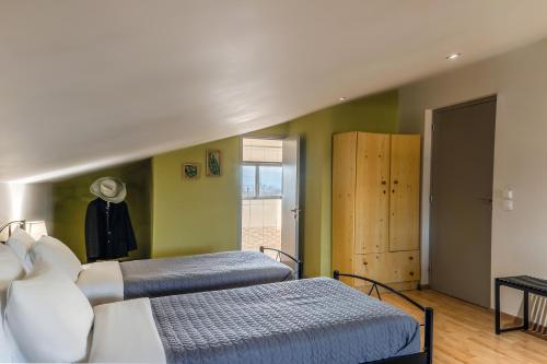 Jo Marinis Rooms - image 10