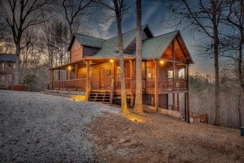 Cozy Blue Ridge Cabin in Heart of the Mountains in Blue Ridge, USA