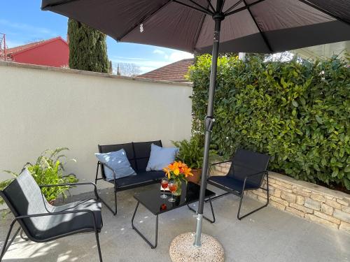 ระเบียง/ชานเรือน, Apartment Jukic in สเวติ ฟิลิป อี ยาคอฟ