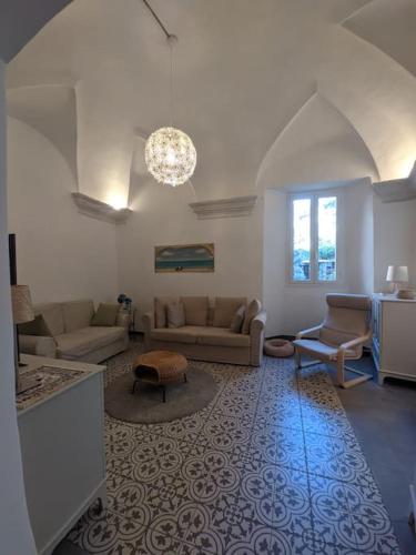 splendida casa in villa d'epoca - Apartment - Finale Ligure