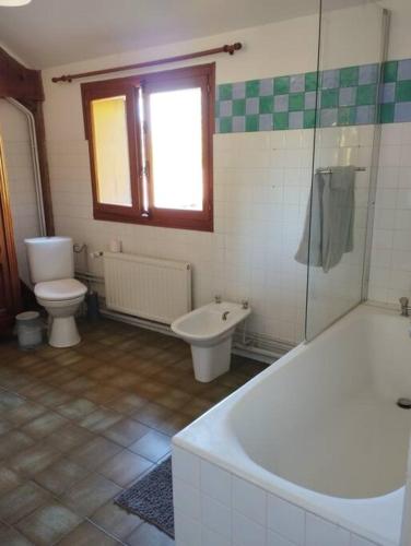 Vannas istaba, Appartement à 5 min des lacs (Appartement a 5 min des lacs) in Precy-Notre-Dame