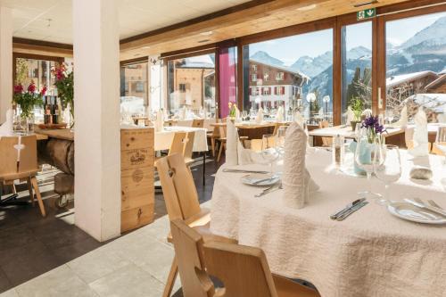 Restaurant, Hotel Baren - The place to rest in Wengen