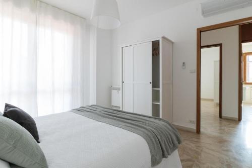 Italianflat - Via Adami, 3 Bedroom Flat, FREE PARKING, Verona (fotografie 8)