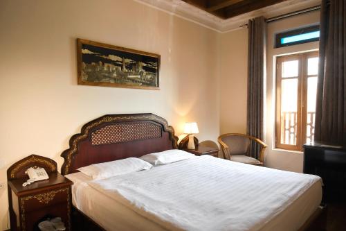 room detail thumbnail 0