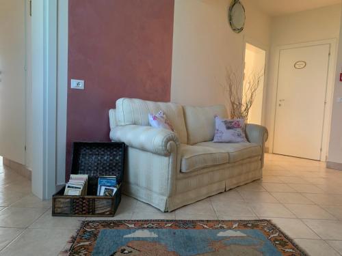 Betty's House - image 4