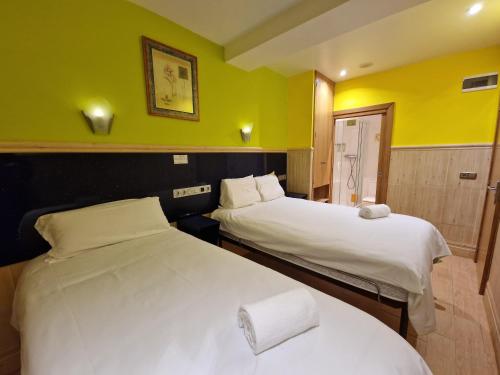 Pension Izar Bat Guesthouse - Self Check-in