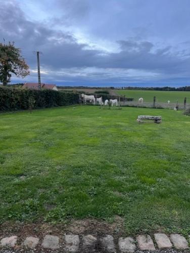 Dārzs, Les tourterelles in Mureaumont
