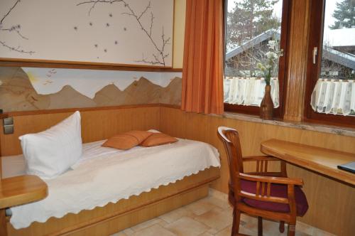 Hotel Pension Blumenbach - image 4
