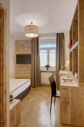 Alpen Hotel München, Munich (photo 8)