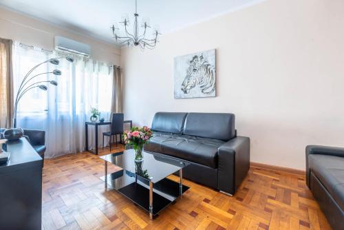 NOTRE DAME - Huge sunny modern 2BR flat - Terrace