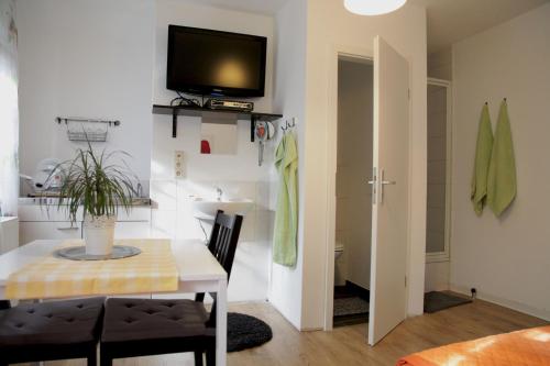 Tasca im Feui Apartments - image 6