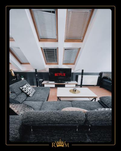 RM Luxury Apartment in Prague • 6 People • Free Parking • Pets, Прага (фото 7)