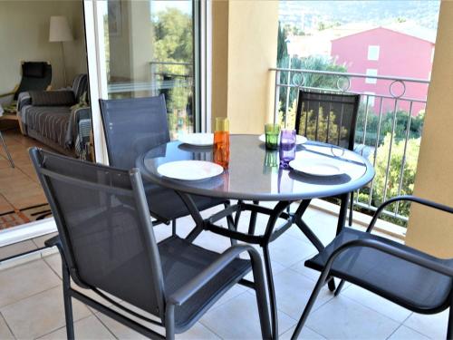 Appartement Cavalaire-sur-Mer, 2 pièces, 4 personnes - FR-1-226B-136 - Location saisonnière - Cavalaire-sur-Mer