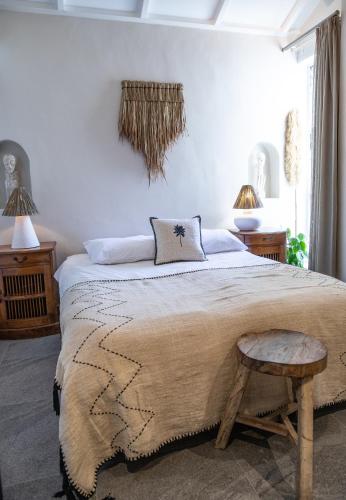Sea Castle Hotel Camps Bay - image 5