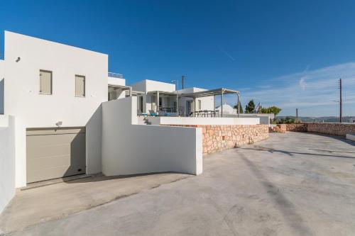 Thiopetra Villas – Milos