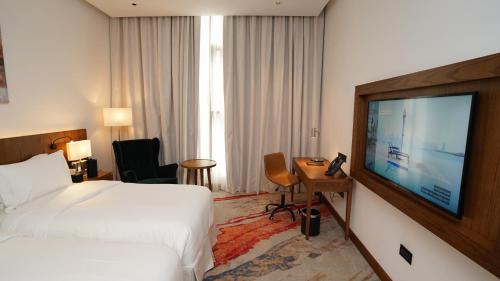 Standard Twin Room image 3